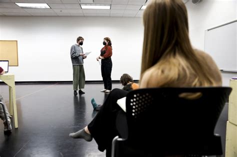 Column: Performing a kiss or a caress can be taught. A Chicago intimacy ...