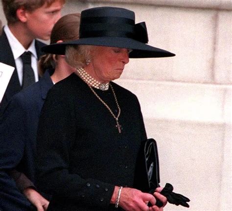 Did Princess Diana Speak to Her Mother at the Time of Her Death?