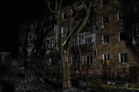 Rat - dan 300: Ukrajina se sprema; Novi napadi; Stiže Zelenski ...