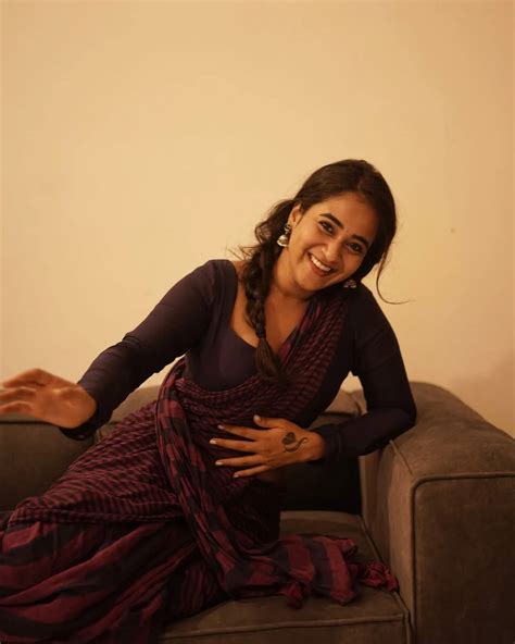 Deepthi Sunaina : చీరకట్టులో ఎంత అందంగా ఉందో.. దీప్తి సునైనా ఫొటోలు ...