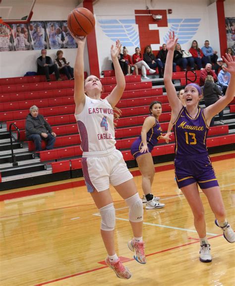 Panthers’ 40-32 win over Eagles shakes up NBC - Sent-trib