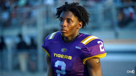 Takeaways from Derek Williams' playoff opener - On3