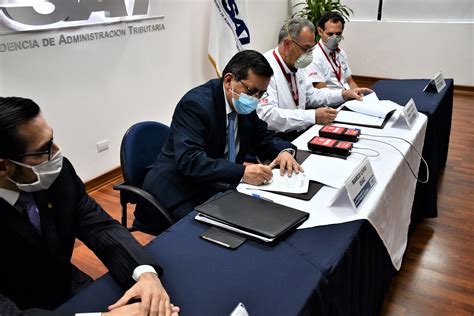 Sat Nav Tutorial On Lexus UX 的图像结果