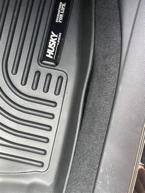 Husky Weatherbeater Floor Mats Review (For Crosstrek Sport 2022) See ...