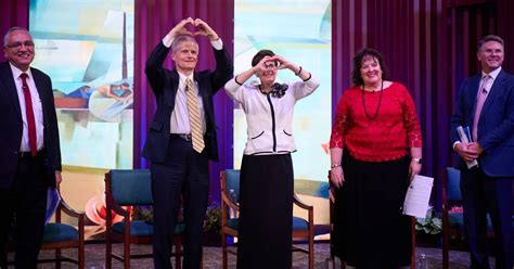 Elder David A. Bednar teaches about faith in Jesus Christ in Mexico ...