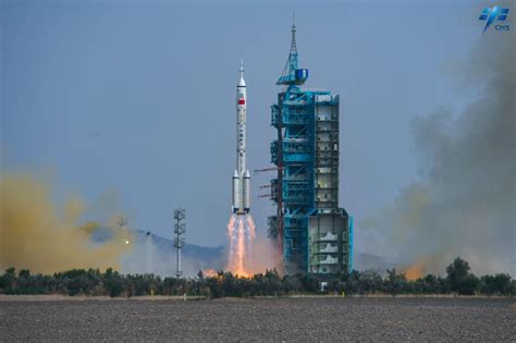 神舟十五号载人飞船成功对接于中国空间站 - 2022年11月30日, 俄罗斯卫星通讯社