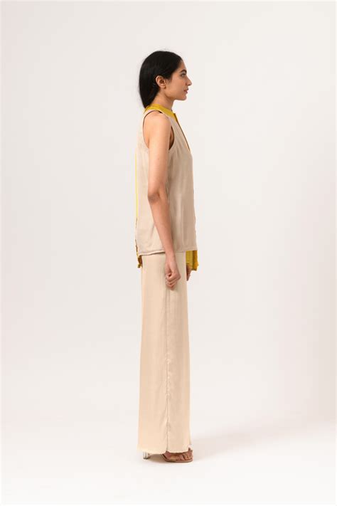 Neora By Nehal Chopra - Yellow ecru halter neck co-ord - Elahe