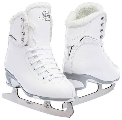 8 Best Ice Skates Reviewed with A Comprehensive Buying Guide