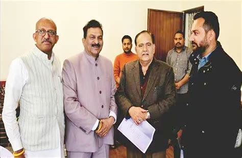 विधानसभा अध्यक्ष कुलदीप सिंह पठानिया ने स्वीकार किए तीन निर्दलीय ...