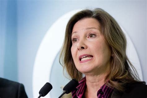 Assurance médicaments: la hausse des tarifs étonne l'opposition