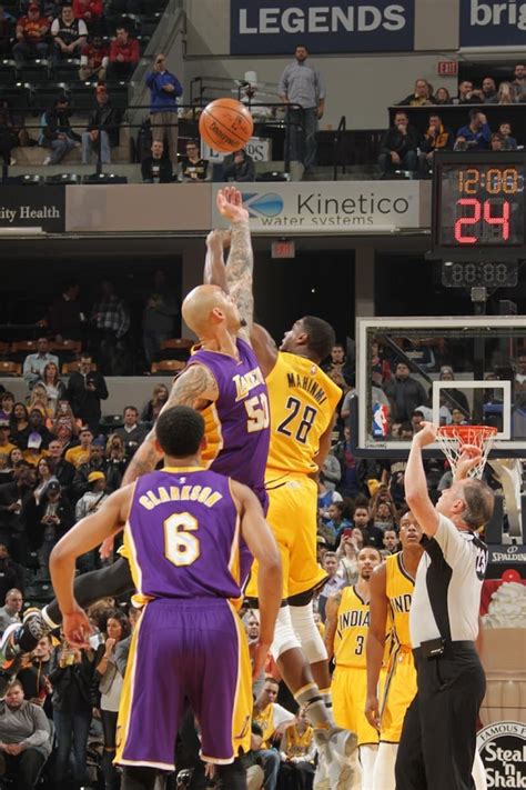 Pin by Thels Chavez on Draw | Lakers vs pacers, Lakers, Picture