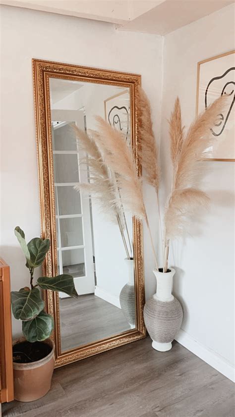Minimalist Home Decor Inspiration: Stylish Mirrors for Every Room