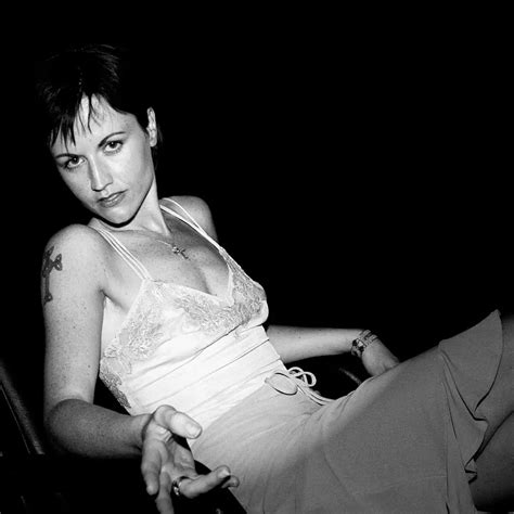 11 Best Irish Female Singers - Ireland Travel Guides