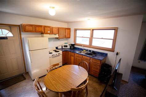 Lodging Photos - Hunter's Station Golf Course - Tionesta, PA