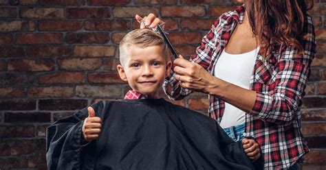 Preschooler haircut Images - Free Download on Freepik