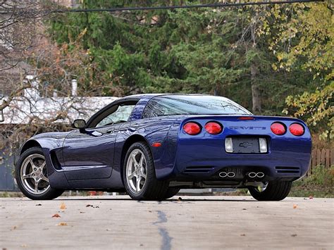 CHEVROLET Corvette C5 Coupe Specs, Performance & Photos - 1997, 1998 ...
