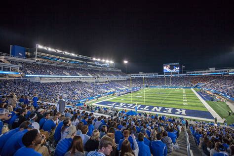Kroger Field Renovation & Expansion - RossTarrant Architects