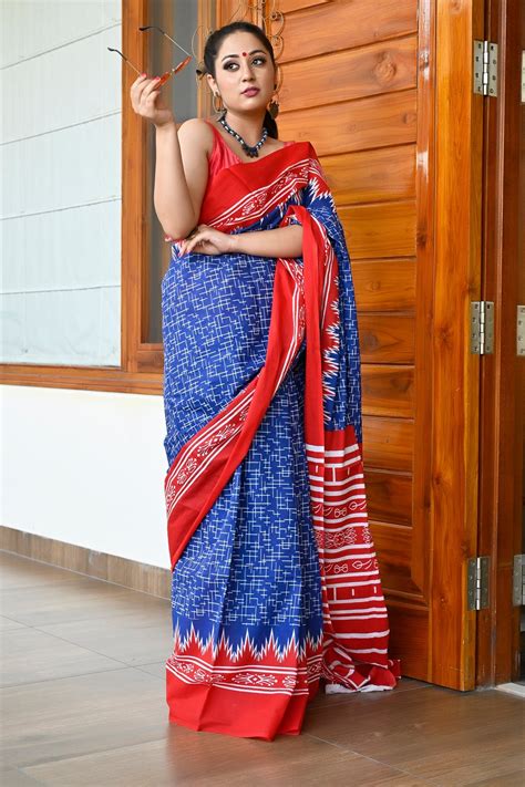 Blue and Red Color Pure Cotton Printed Handloom Saree – BharatSthali