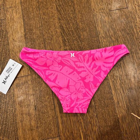 Hurley Women's Pink Bikini-and-tankini-bottoms | Depop