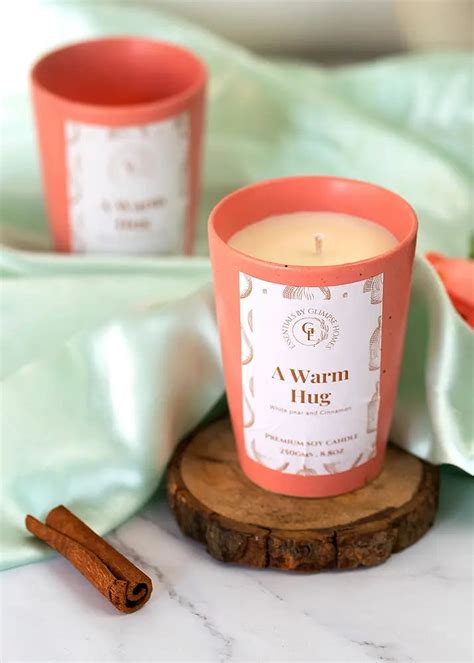 Best Christmas Scented Candles To Buy Online | LBB