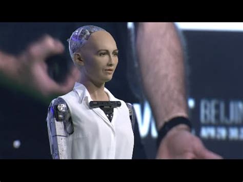 Human-Looking Robots 的图像结果