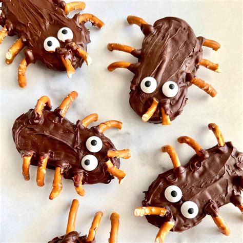 Spider Cookies With Pretzels