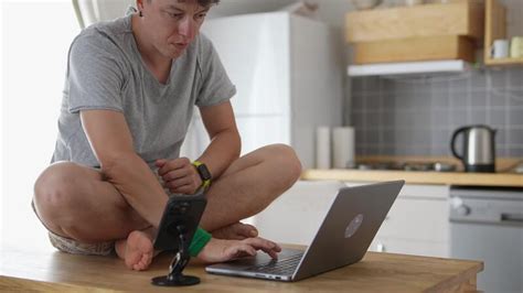 Tech Enthusiast 的图像结果