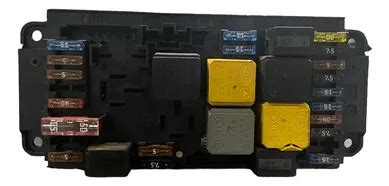 W203 Sam Re Module Removal 的图像结果