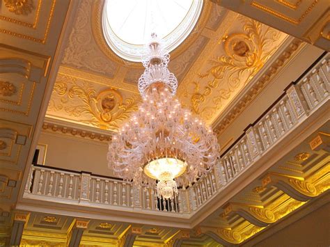 Who is Ravi Ruia, the new owner of Rs 1,200 crore Hanover Lodge mansion ...