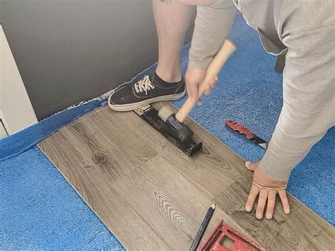 How To Install Laminate Flooring On Concrete Walls | Floor Roma