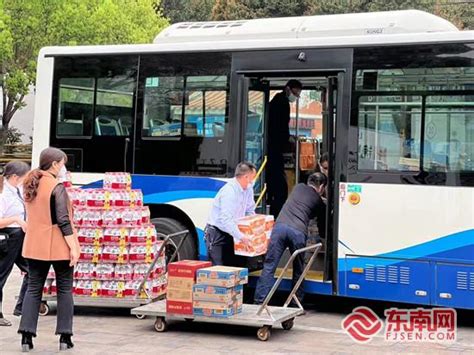 泉州公交车就地转为“物资直通车”保障市民生活需求-东南网-福建官方新闻门户