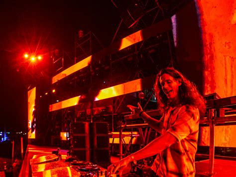 Info - Ember Shores 2025