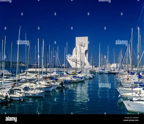 MONUMENT TO THE NAVIGATORS DISCOVERIES PRINCE HENRY THE NAVIGATOR (©COTTINELLI TELMO & DE ...