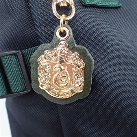 F221076_Harry Potter×Flapperホグワーツ4寮エンブレムトートリュック | Flapper