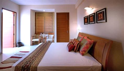 BMS SERVICE APARTMENTS NOIDA - Hotel Reviews & Photos - Tripadvisor