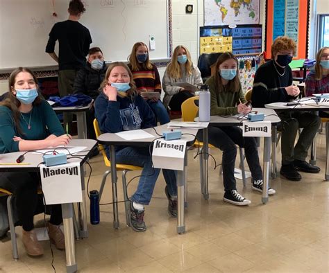 Scholastic Bowl – Illinois Lutheran Schools
