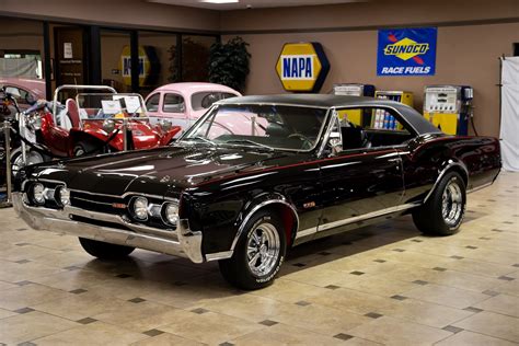 1967 Oldsmobile Cutlass | Ideal Classic Cars LLC