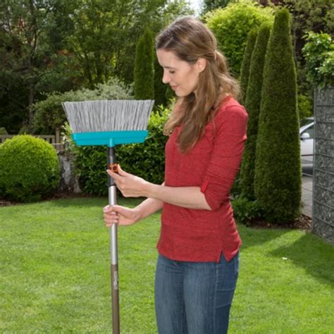 Četka za terasu CS Combisystem Gardena GA 03609-20 | Volim svoj dom