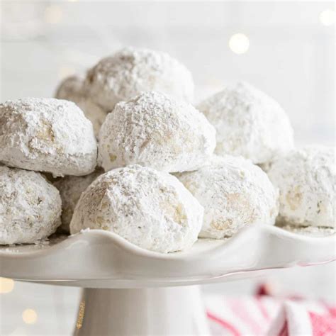 Italian Wedding Cookies - Chef Franco Lania