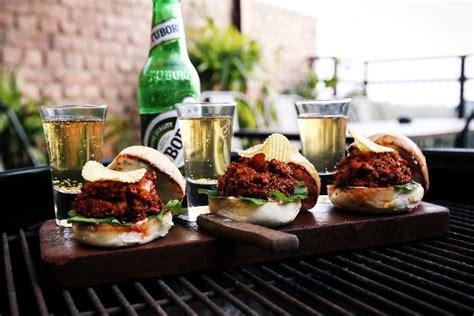 Kenya Tour Place | Best Tourist Place to visit in Kenya | HelloTravel