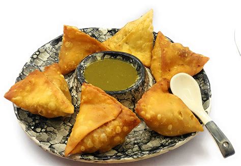 Buy Mohini Clay Works Ceramic Snacks Platter/Hat Shaped Samosa Plate ...