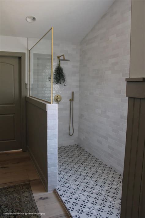 Cloe White 2.5X8 Gloss Glazed Ceramic – Tilemart