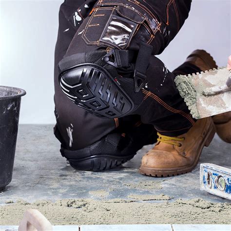 The 9 Best Knee Pads for Flooring in 2025