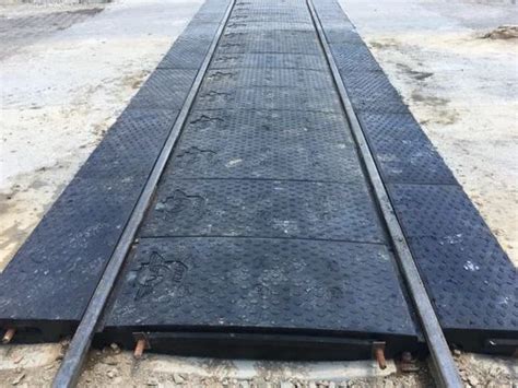 Rubberised Level Crossing - Railway Rubberised Level Crossing Pads ...