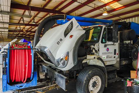 Heavy Equipment Repair Training 的图像结果