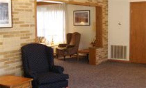 Pflanz Mendrala Funeral Home - Poynette Obituaries & Services In ...