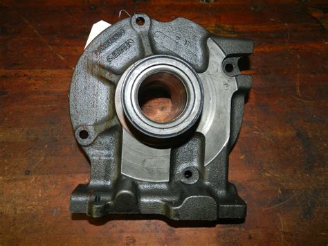 Ford 4000 4 Cyl. Tractor Select O Speed Transmission Oil Distributor, C3NN7B005E | eBay.de
