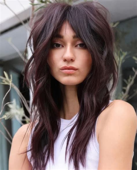 30 Edgy And Trending Long Wolf Cut Ideas - Styleoholic
