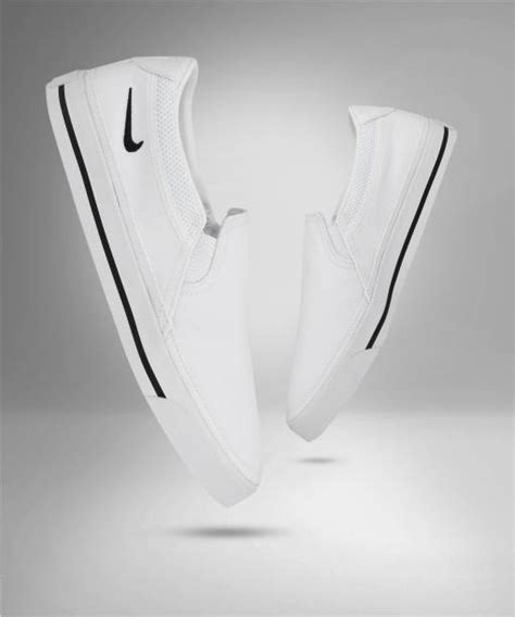 Nike Sneakers - Buy Nike Sneakers online at Best Prices in India ...