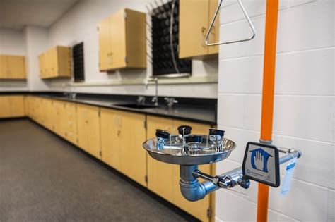 Your first look inside Saginaw United High, the district’s towering new ...